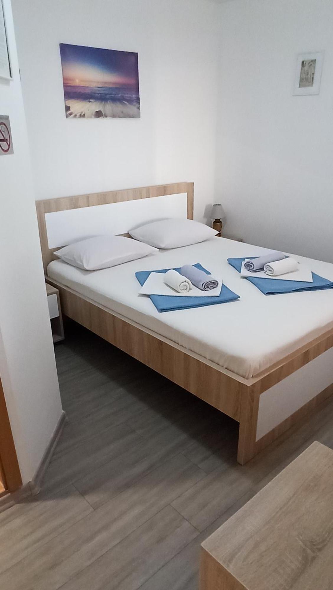 Apartmani - Sobe Cosic ネウム エクステリア 写真