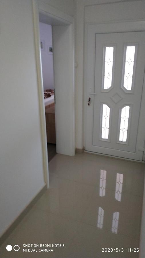 Apartmani - Sobe Cosic ネウム エクステリア 写真